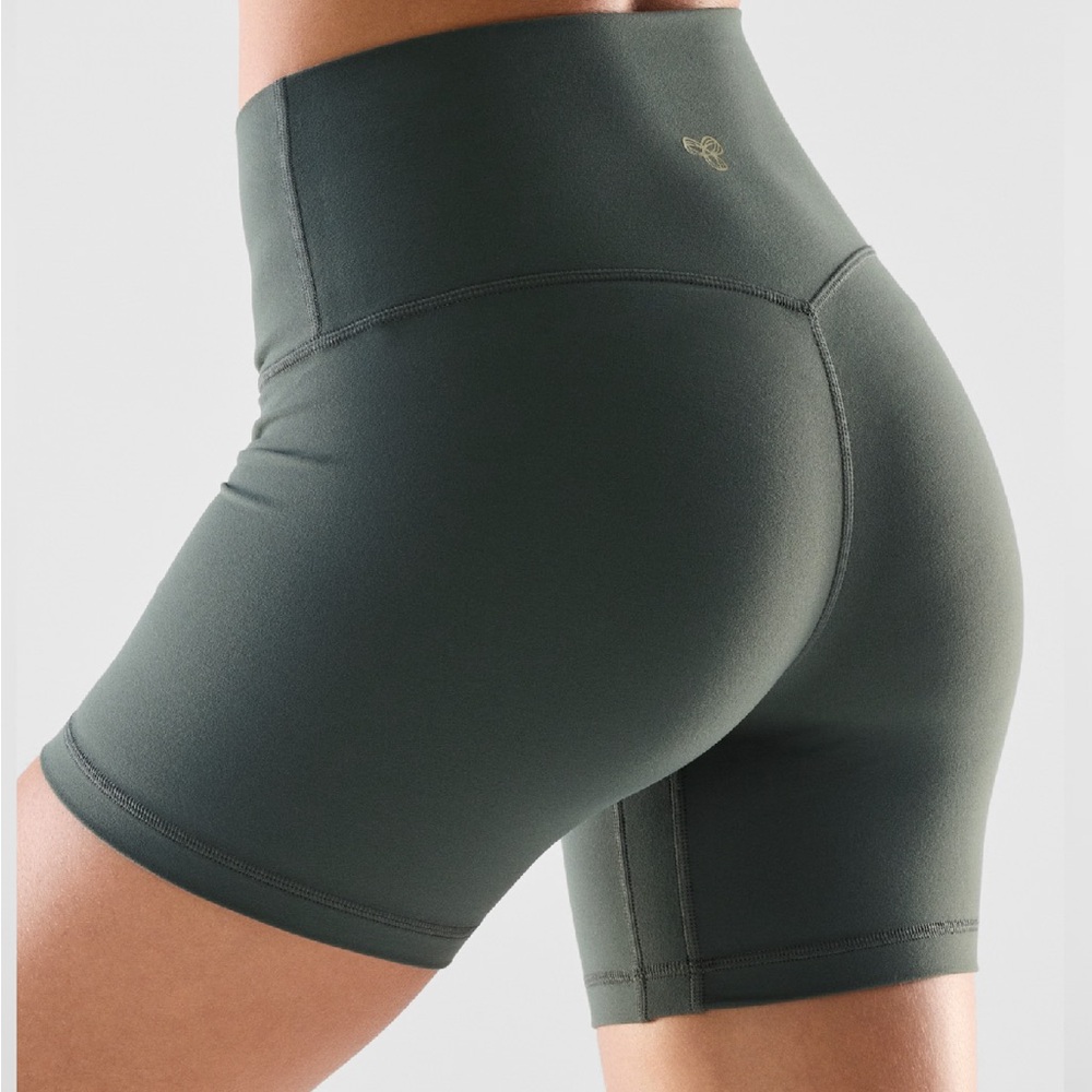 Aritzia Dark Green Bike Shorts